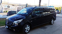Imagen Ciampino or Fiumicino Airport Shared Van Transfer to Rome