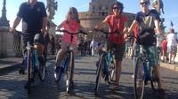 Central Rome guided Bike Tour