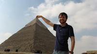 Private Day Trip with Guide to Giza Pyramids and Saqqara from Cairo