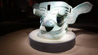 Sanxingdui Ruins and Giant Pandas Private Day Tour from Chengdu