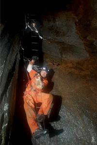 4-Hour Vertical Cave Challenge in Horne Lake 