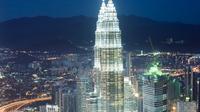 Skip the Line: Kuala Lumpur Petronas Twin Towers Admission Ticket with Delivery