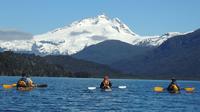 Imagen Small-Group Lake Kayaking & Scenic Hiking in Bariloche