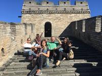 Visita a la Gran Muralla en Mutianyu y al Palacio de Verano para grupos pequeños con almuerzo Visita a la Gran Muralla en Mutianyu y al Palacio de Verano para grupos pequeños con almuerzo
