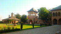 Half-Day Tour to Mogosoaia Palace and Snagov Monastery from Bucharest