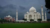 Private One Day Sightseeing Tour to Agra from Delhi Including The Taj Mahal