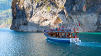 Picturesque Cruise on the Green Canyon with Buffet Lunch