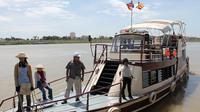 One-Way Cruise Transfer from Siem Reap to Phnom Penh Including Lunch and Hotel Transportation