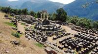 Delphi Highlights: Guided Day Tour from Athens