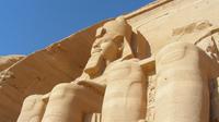 Tagesausflug zu den Tempeln in Abu Simbel von Assuan aus mit dem Kleinbus Tagesausflug zu den Tempeln in Abu Simbel von Assuan aus mit dem Kleinbus