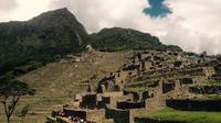 Overnight Tour: Huchuy Qosqo Trek to Machu Picchu