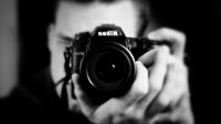 1-Hour Paris Walking Tour with a Personal Photographer