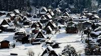 World Heritage Day Trip to Shirakawago from Osaka