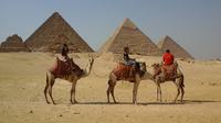 Sightseeing Day Tour to Pyramids, Egyptian Museum and Bazaar from Giza or Cairo