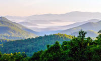 Blue Ridge Parkway, Cascades et Randonnée