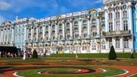 2-Day St. Petersburg Sightseeing Experience with Round-Trip Airport Transfers