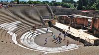 Skip-the-lines Private Tour of Pompeii Including the Theatre the Forum and all Highlights