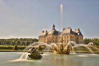 Een avond in het Kasteel van Vaux-le-Vicomte inclusief diner en bezoek bij kaarslicht Een avond in het Kasteel van Vaux-le-Vicomte inclusief diner en bezoek bij kaarslicht