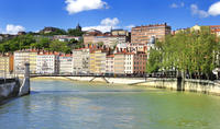 Tour de 3 noches desde Marsella a París: Provenza, Rhone-Alpes , Beaujolais y Borgoña Tour de 3 noches desde Marsella a París: Provenza, Rhone-Alpes , Beaujolais y Borgoña