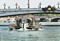 Imagen Excursión de día a Versailles, visita de la ciudad de París y crucero por el río Sena