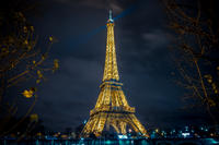 Tour Eiffel, spectacle au Moulin Rouge et croisière sur la Seine