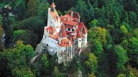 Dracula's Castle, Rasnov Fortress and Sinaia Castle Day Trip from Bucharest