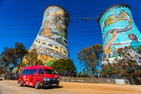 Combinado de Johannesburgo: recorridos turísticos por la ciudad con paradas libres y por Soweto Combinado de Johannesburgo: recorridos turísticos por la ciudad con paradas libres y por Soweto