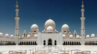 Abu Dhabi Day Tour With Ferrari Visit and Return Transfers to Dubai