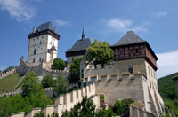 Excursión de medio día al castillo de Karlstejn desde Praga Excursión de medio día al castillo de Karlstejn desde Praga