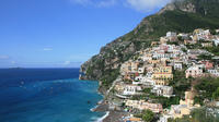 Ganztägige Bootstour an der Amalfiküste von Sorrento aus Ganztägige Bootstour an der Amalfiküste von Sorrento aus