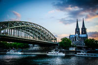 5-Day Cologne and Paris Overnight Coach Tour from Cologne