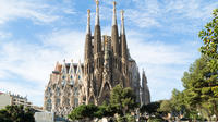 Visite de la Sagrada Familia avec surclassement VIP donnant accès aux tours à Barcelone Visite de la Sagrada Familia avec surclassement VIP donnant accès aux tours à Barcelone