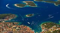 Blue Cave Vis Pakleni and Hvar Speedboat Tour with Guide and Wine Tasting