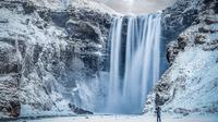 Ultimate Guided Jökulsárlón Glacier Lagoon Minibus Tour including Boat Ride