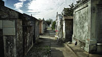 One Hour Saint Louis Cemetery Number One Walking Tour