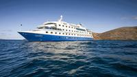 Galapagos Islands Cruise: 5-Day Eastern Itinerary Aboard the 'Santa Cruz II'