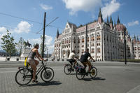 Private Tour: Budapest City Bike Tour