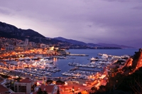 Tour et dîner à Monte Carlo en soirée et en petit groupe au départ de Nice