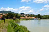 Demi-journée à Szentendre au départ de Budapest. Demi-journée à Szentendre au départ de Budapest.