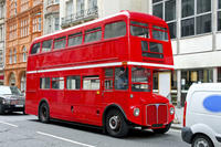Buckingham Palace and Vintage Bus Tour of London 