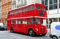 Bussrundtur i London till Buckingham Palace i anrik buss Bussrundtur i London till Buckingham Palace i anrik buss
