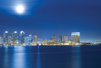 Exclusivité Viator: dîner-croisière de luxe à San Diego lieu with près de la fenêtre et champagne