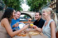 Croisière et la pizza sur les Canaux d'Amsterdam