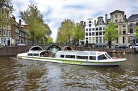 Haltes van de hop-on hop-off boottocht door Amsterdam Haltes van de hop-on hop-off boottocht door Amsterdam