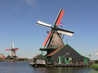 vers d'excursions les moulins à vent de Zaanse et à Volendam au départ d'Amsterdam