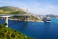 Private Arrival Transfer: Dubrovnik Port to Dubrovnik, Orebic or Korcula Town Hotels