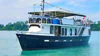 2-Hour Thousand Islands Dinner Cruise