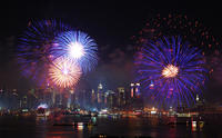 Circle Line: 4th of July Evening Cruise with Optional All Inclusive Upgrade