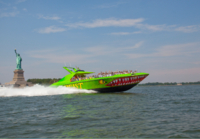 Imagen Circle Line: Paseo en lancha motora Beast