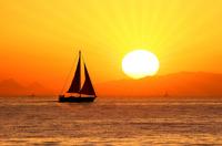 Croisière au coucher du soleil with du champagne à Saint-Martin